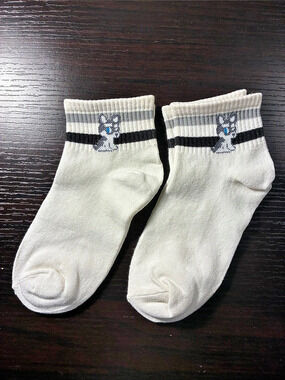 White Striped Cat Socks NWT